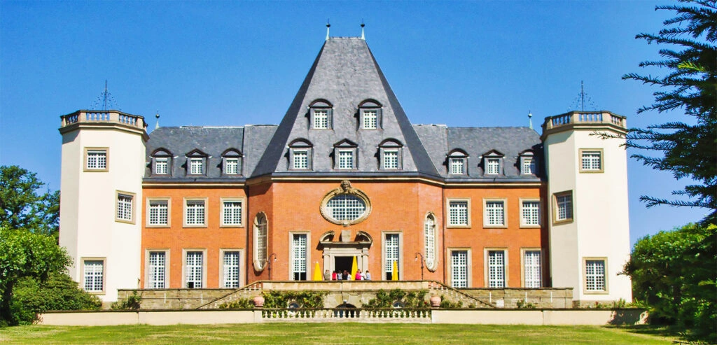 Main Image