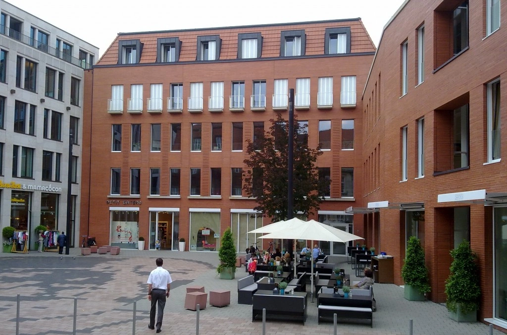 Main Image