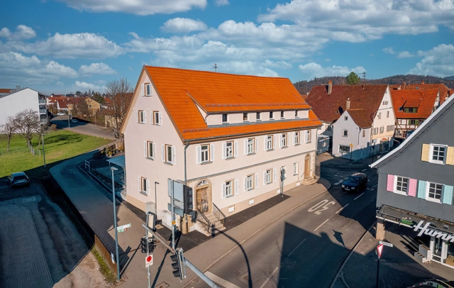 Main Image