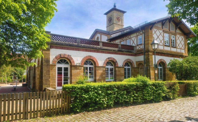 Main Image