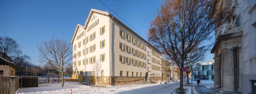 Main Image