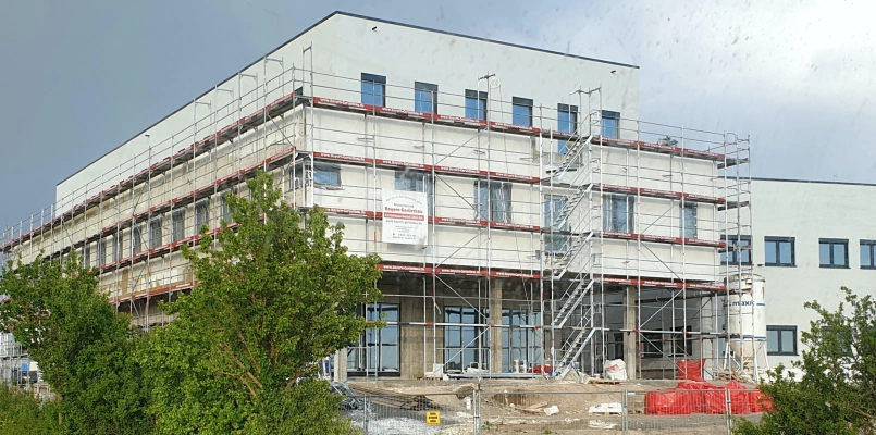 Main Image