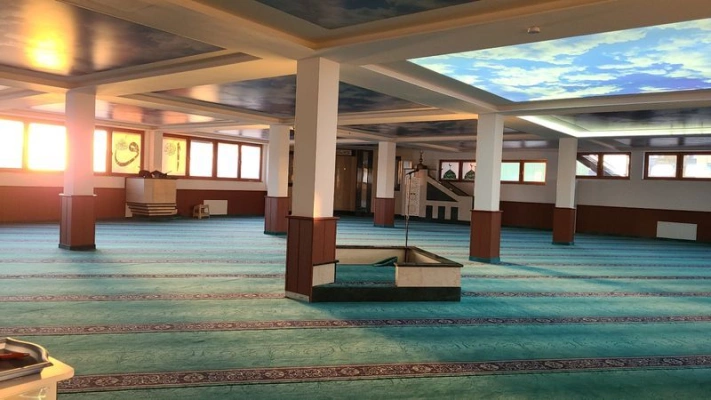 Main Image