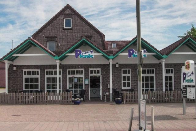 Main Image